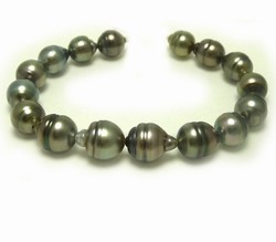 baroque black south Sea Pearl bracelet