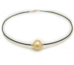 Gold Pearl Necklace