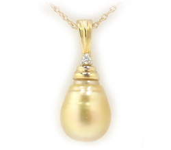 Golden South Sea Pearl Pendants