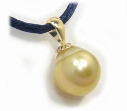 Golden South Sea Pearl Pendant