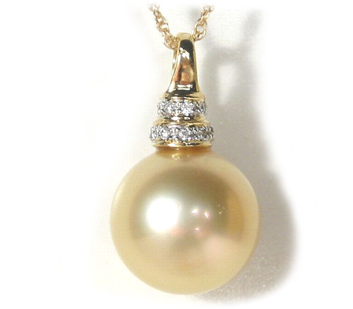 Golden South Sea Pearl Pendant