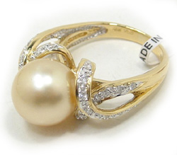 Golden South Sea Pearl Rings