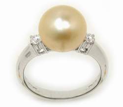 Golden South Sea Pearl Rings