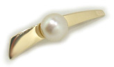 Pearl Brooch