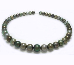 Peacock Tahitian Pearl Necklace