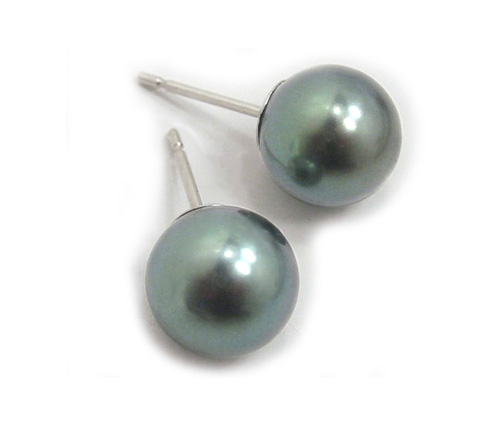 Tahitian Pearl stud earrings
