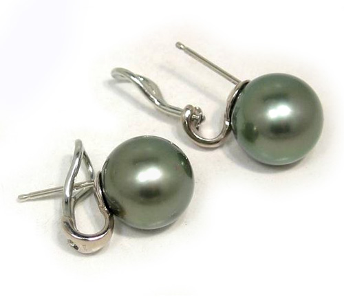 Tahitian Pearl Earrings