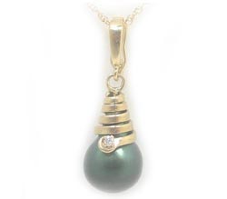 Tahitian Pearl Pendant