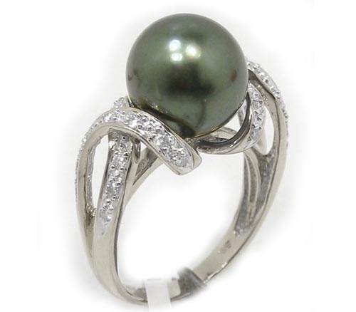 Tahitian Pearl Ring With Diamonds