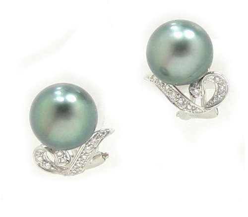 Tahitian Pearl Earrings