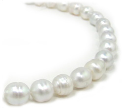 White South Sea Pearl Necklace