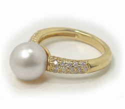 White South Sea Pearl Rings