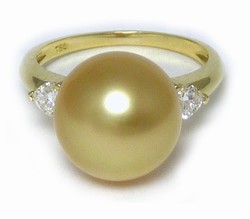 Golden South Sea Pearl Ring