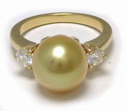 golden South Sea pearl ring