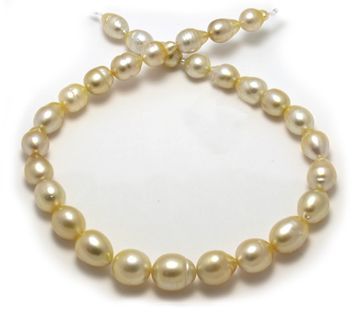Light golden South Sea pearl necklace