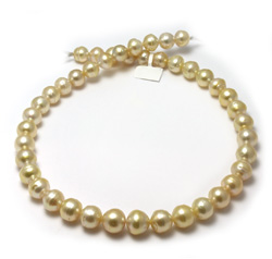 Medium Golden Pearl Necklace