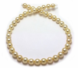 Light Golden Pearl Necklace