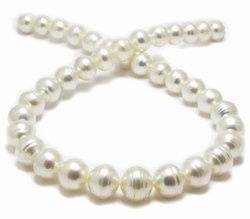 White South Sea Pearl Necklace