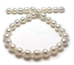 Circle South Sea Pearl Necklace