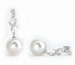 Antique-style White South Sea Pearl Earrings