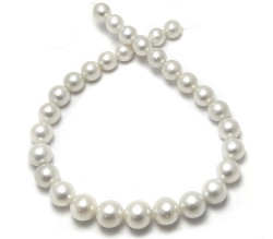 White South Sea Pearl Necklace