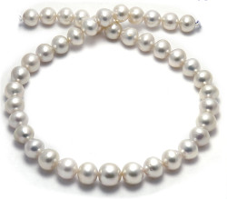 White South Sea Pearl Necklace