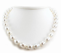 White South Sea Pearl Necklace