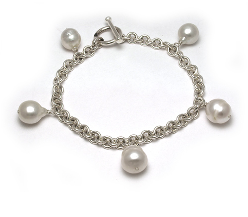 charm South Sea Pearl bracelet