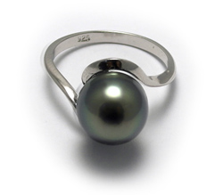 Tahitian Pearl Ring in Sterling Silver
