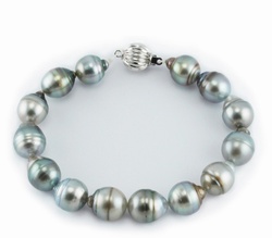 Light Silver Gray Tahitian Pearl Bracelet