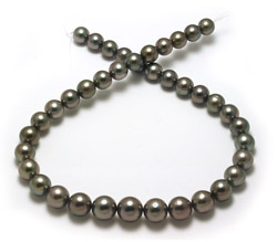 Near round Tahitian Pearl Necklace