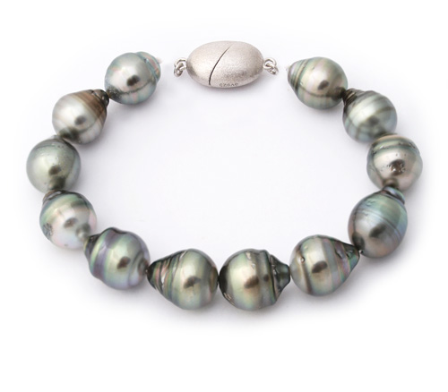 Deep golden South Sea pearl necklace