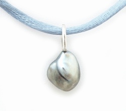 Tahitian Pearl Pendant