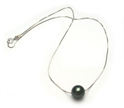 Tahitian Pearl Solitaire Necklace