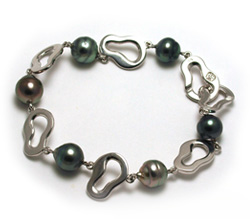 Tahizea Tahitian pearl bracelet tuamotu