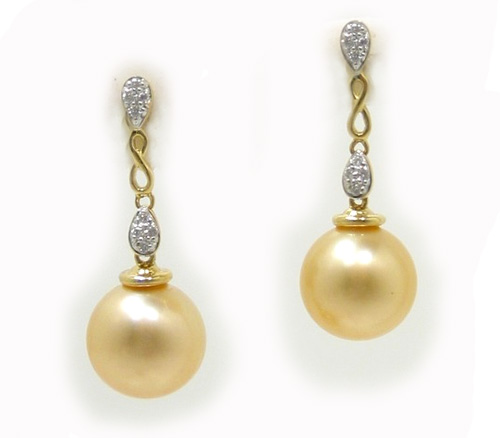 Diamonds and Golden South Sea Pearl Earrings in 18 karat Gold and ...